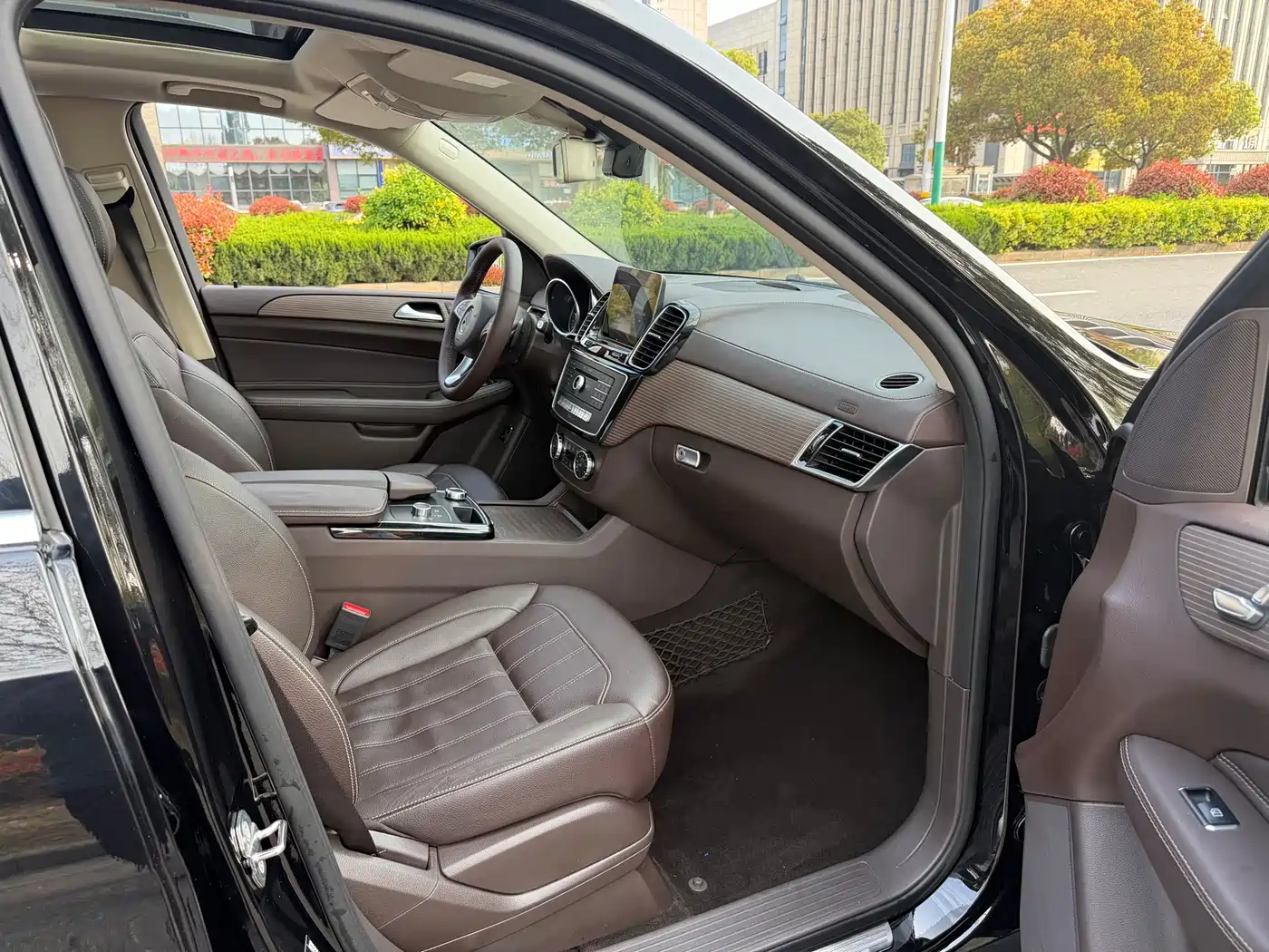 Mercedes-Benz GLE 2018 GLE 320 4MATIC Dynamic Ultimate Edition фото 10
