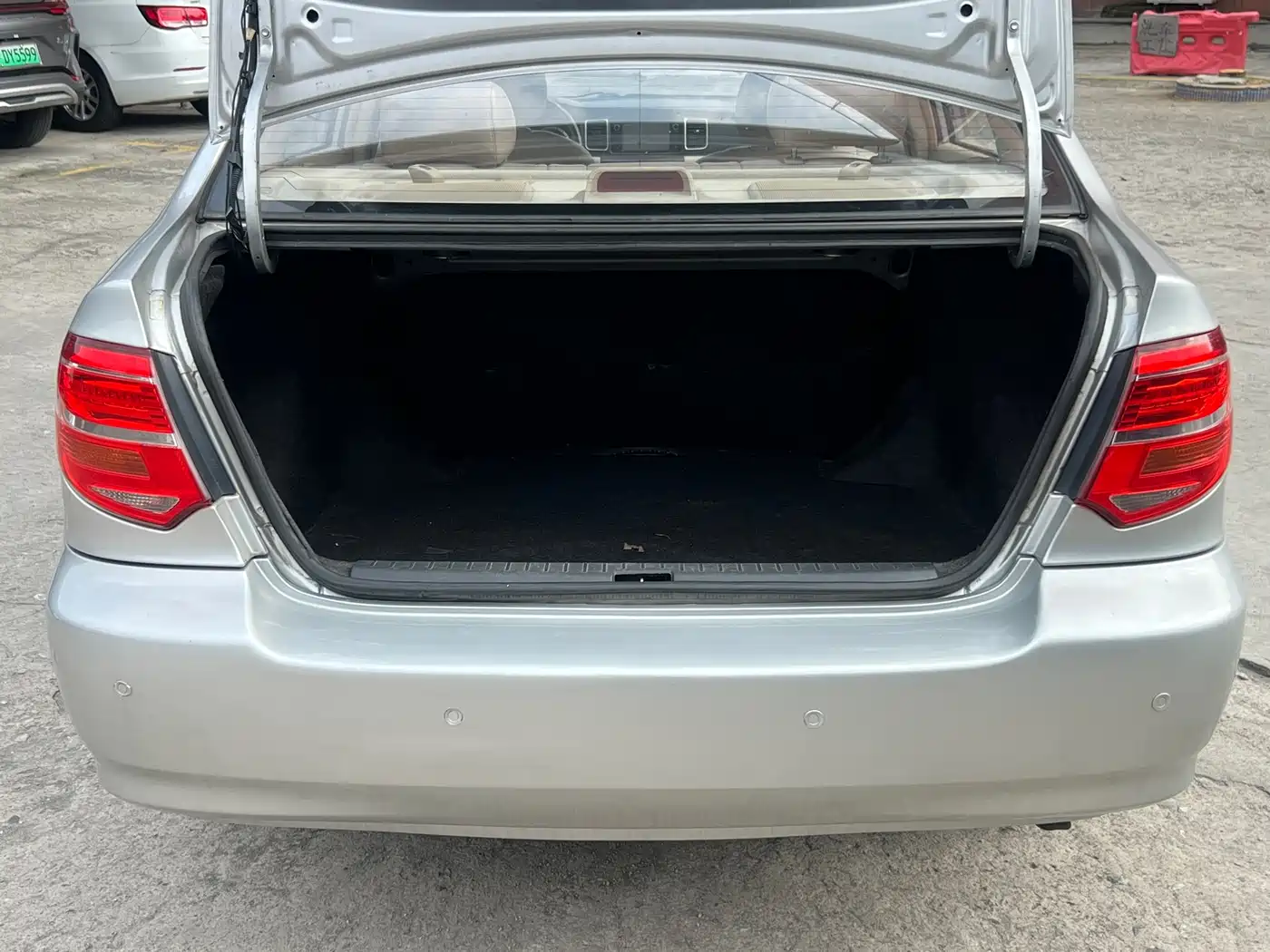 Toyota Corolla 2013 1.6L Automatic Excellence Edition фото 12