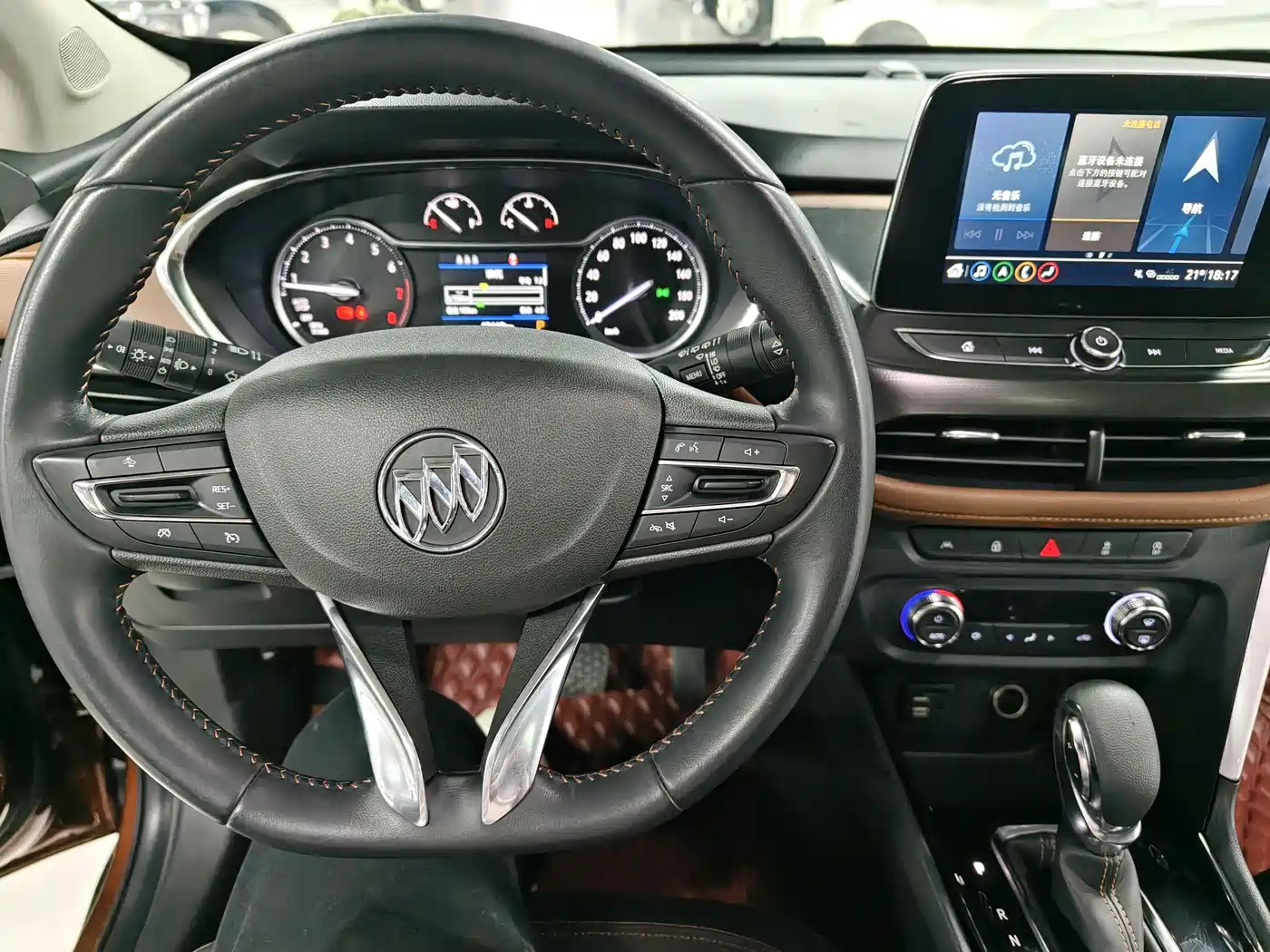 Buick Encore 2020 20T CVT Luxury Edition фото 14