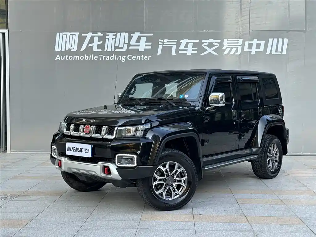 BAIC ORV Beijing Offroad BJ40 2023 2.0T Auto 4WD Urban Hunter Knight Edition фото 2
