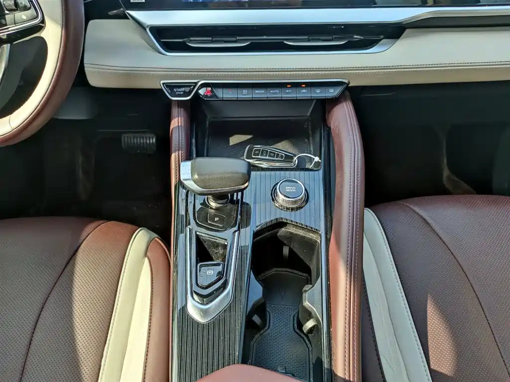 GEELY AUTOMOBILE XINGYUE L