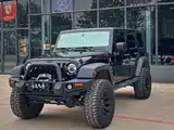 Фото 5 - Jeep Wrangler