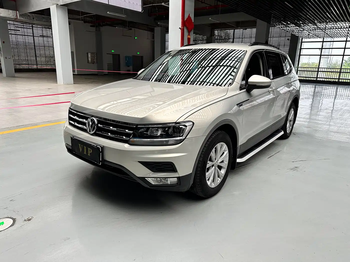 Volkswagen Tiguan L 2018 330TSI Automatic 2WD Trend Edition