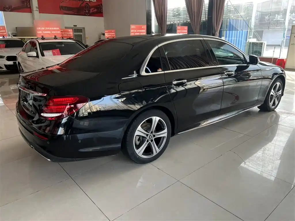 Mercedes-Benz E-Class 2020 Model E 260 L Sport фото 7