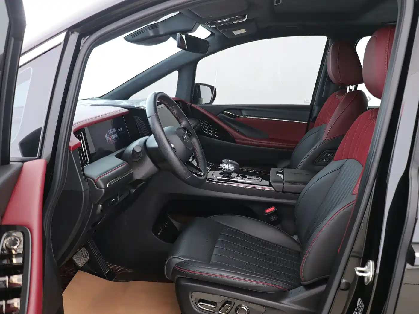 GAC Trumpchi Trumpchi M8 2023 Model Master Series 400T Ultimate Edition фото 9