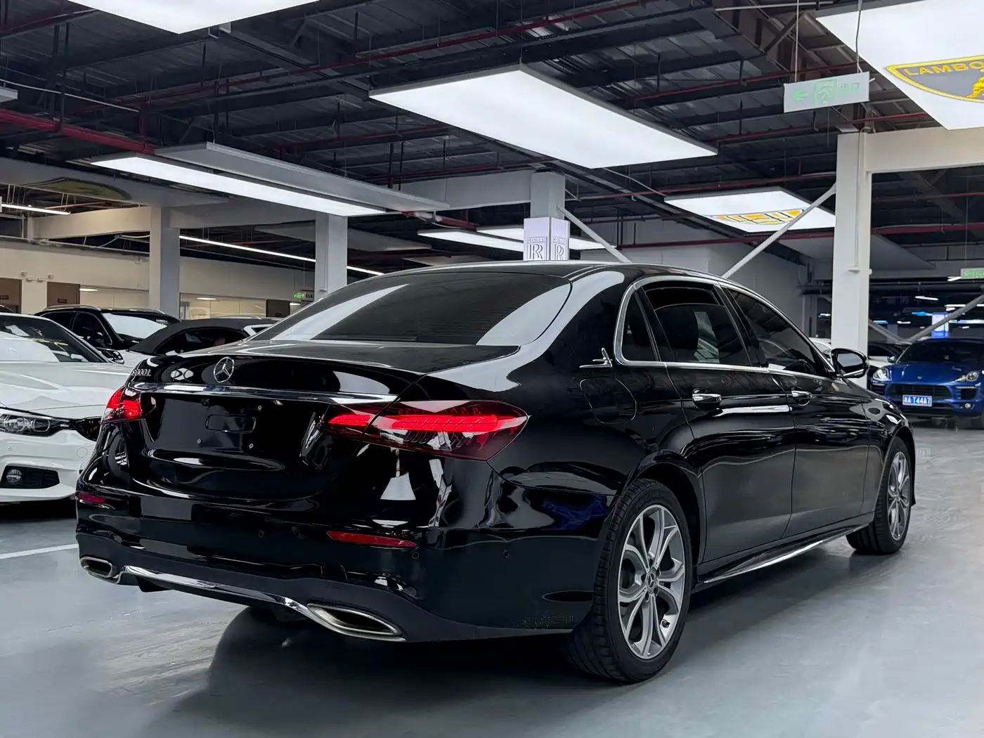 Mercedes-Benz E-Class 2021 E 300 L Sport Luxury Edition фото 19