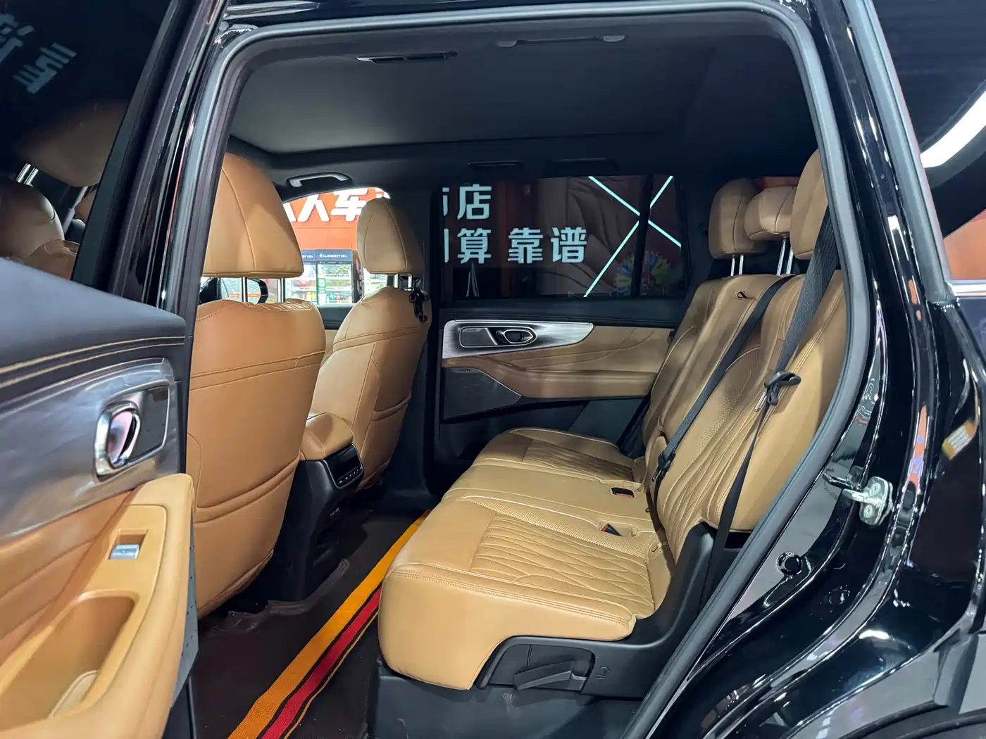 GAC Trumpchi Trumpchi GS8 2024 Navigator Series 2.0TGDI 4WD Luxury Smart Connect Edition фото 8