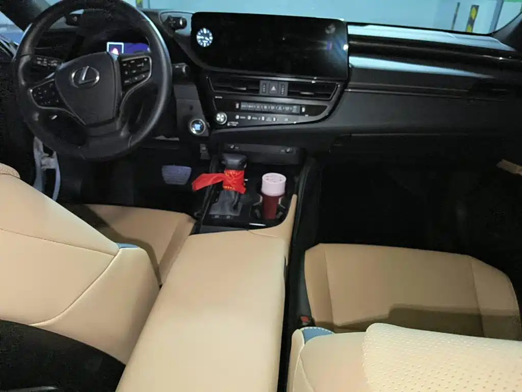 Lexus ES, миниатюра 23