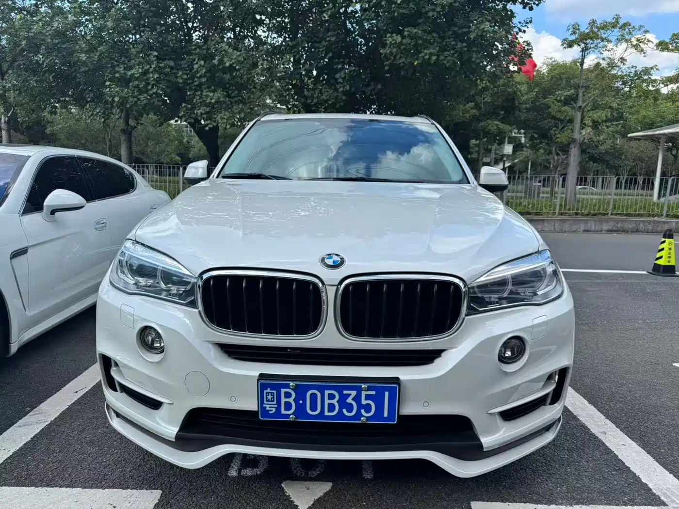 BMW X5 (Import) 2015 xDrive28i фото 2