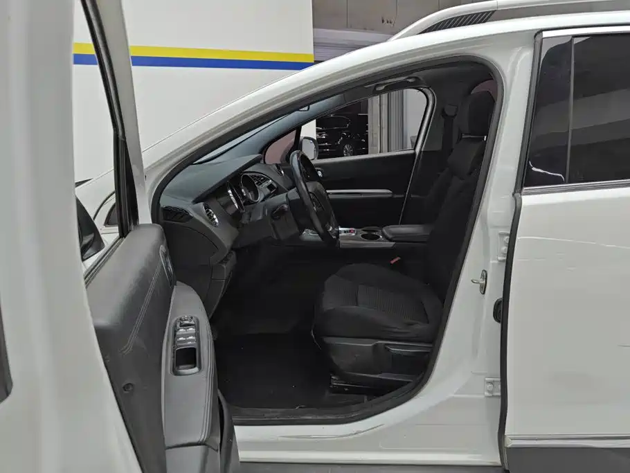 Photo 9 - Peugeot 3008