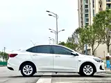 Photo 10 - Chevrolet Cavalier