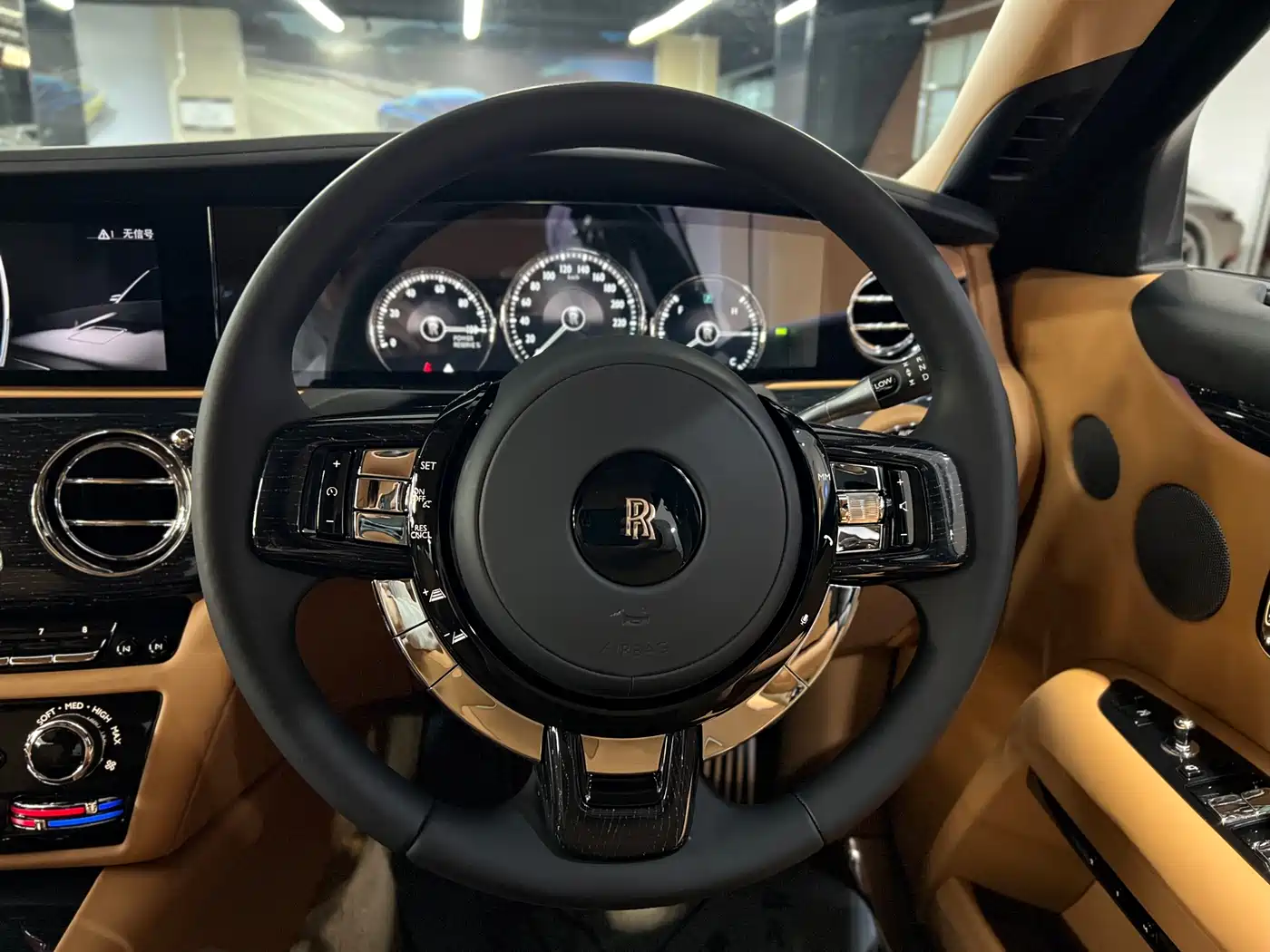ROLLS-ROYCE GUST