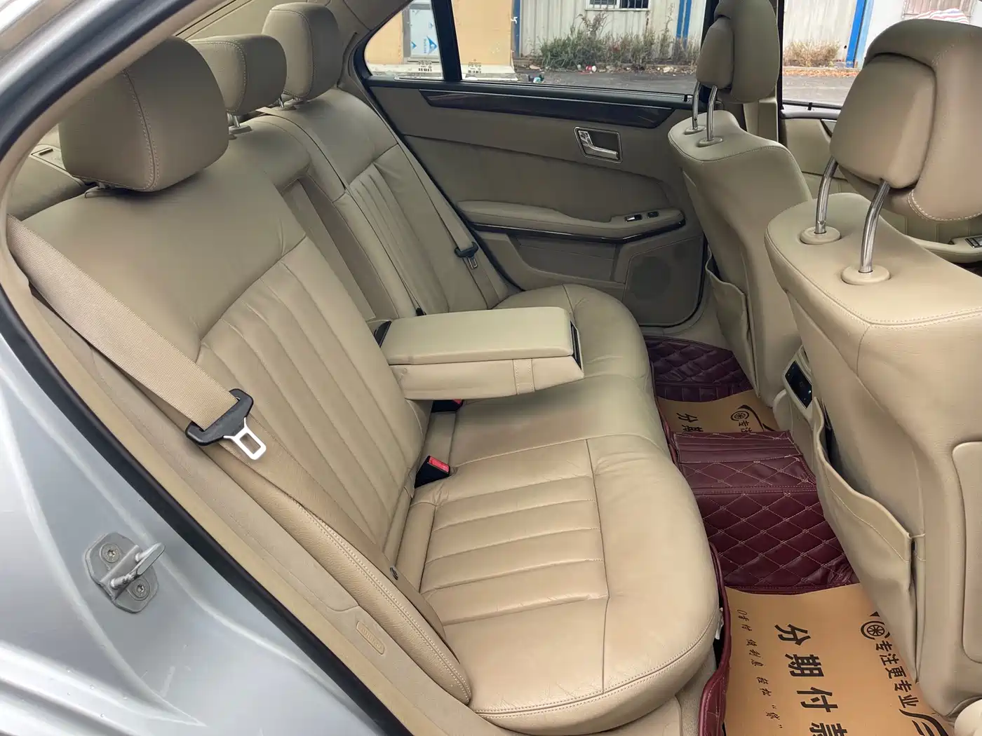 Mercedes-Benz E-Class (Import) 2009 Model E 300 Elegance Version фото 23