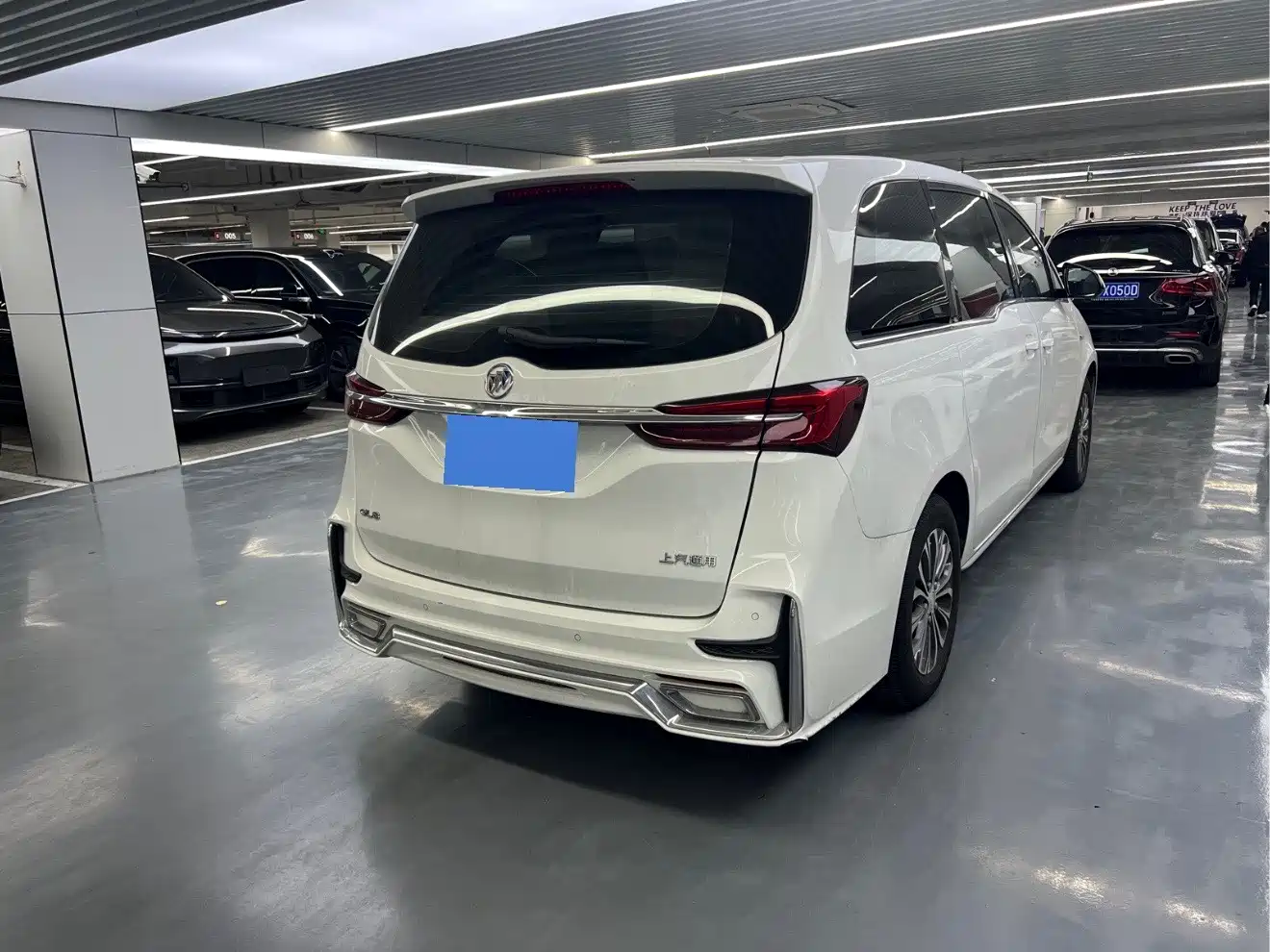 Buick GL8 2021 Land Business Class 652T Luxury фото 24