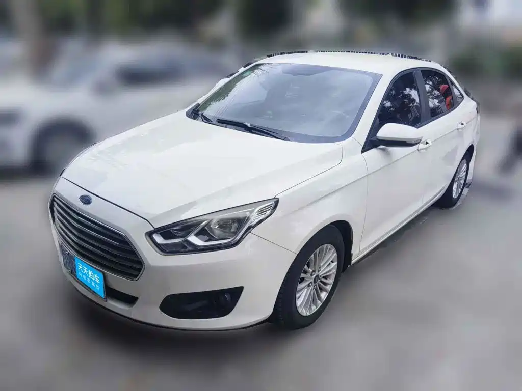 Ford Escort 2015 — пригон из Китая