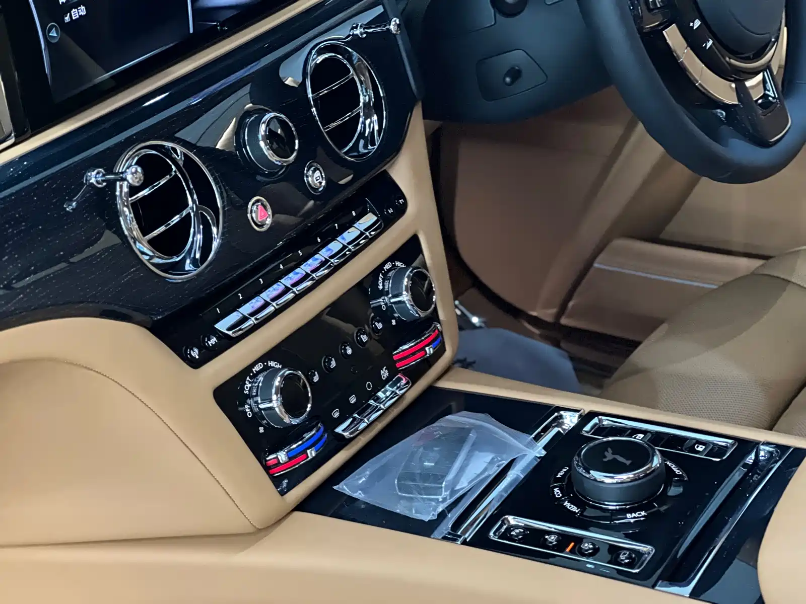 Фото 13 - Rolls-Royce Ghost