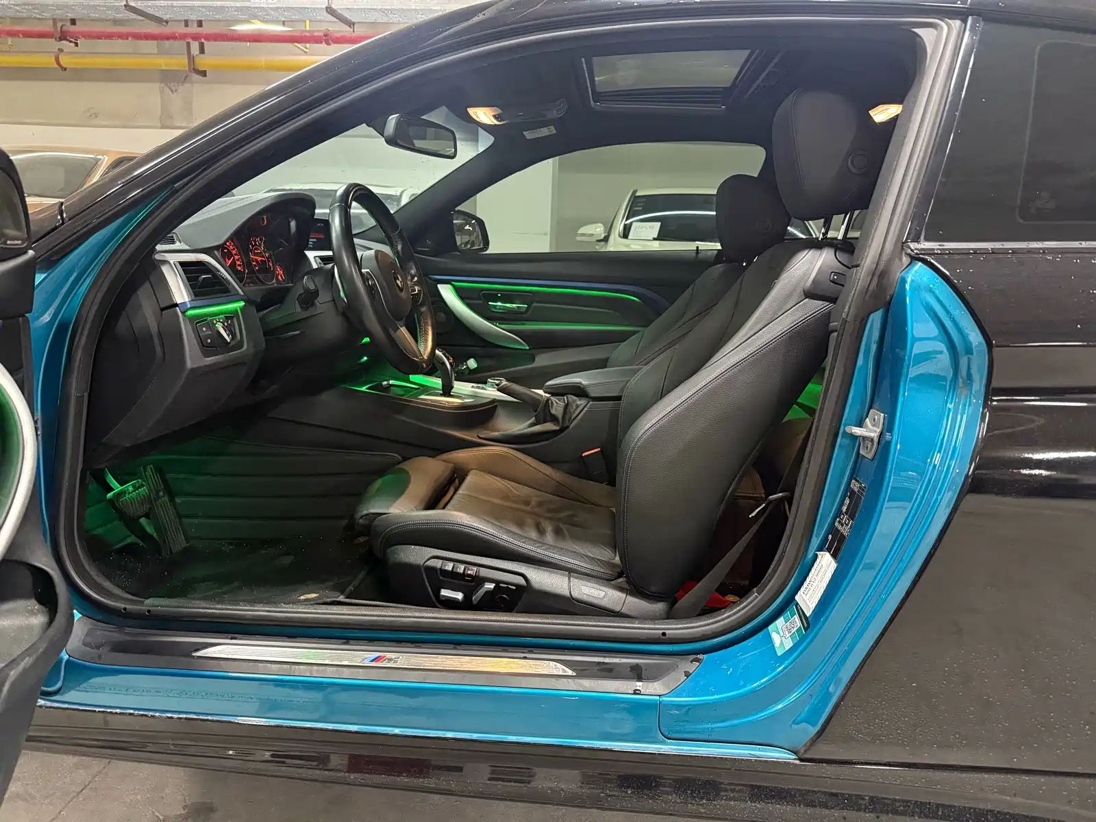 Photo 4 - BMW 4 Series