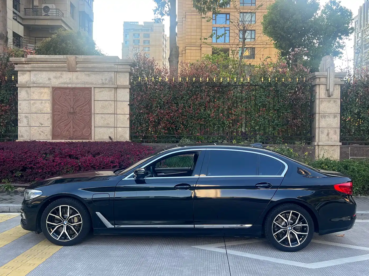 BMW 5 SERIES NEW ENERGY