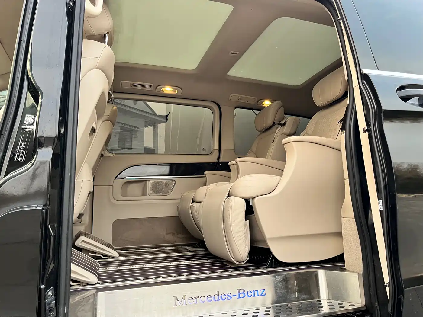 Mercedes-Benz V-Class 2016 V 260 L Premium Long фото 8