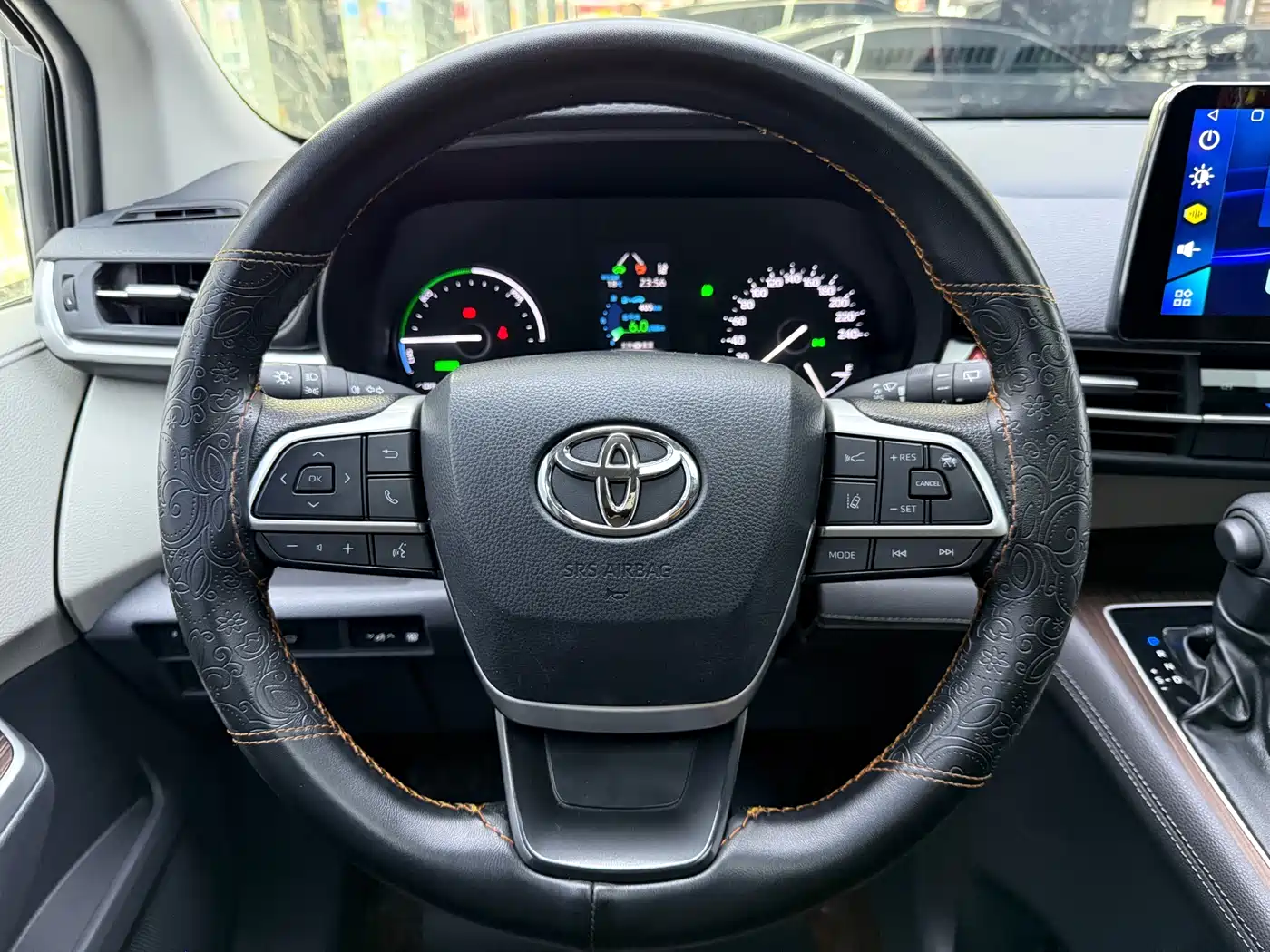 TOYOTA SIENNA