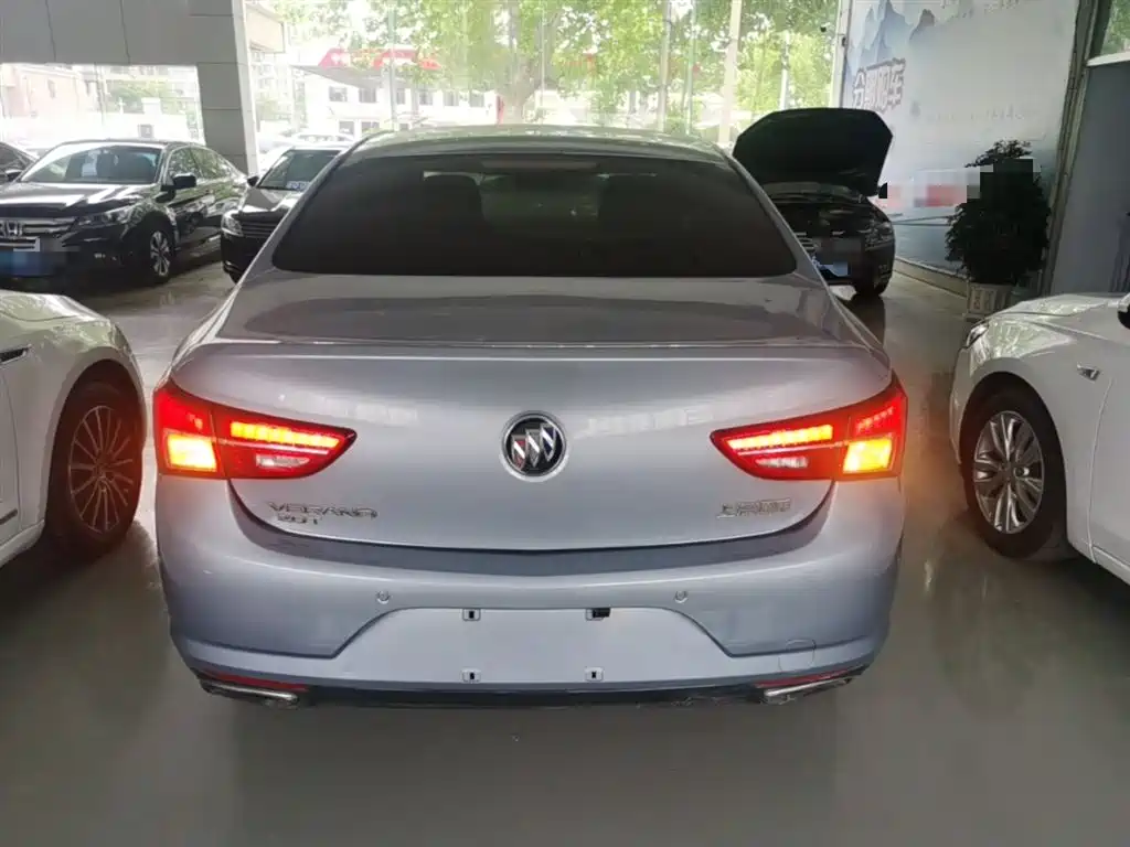Buick Verano 2015 Sedan 20T Dual-clutch Leading фото 6