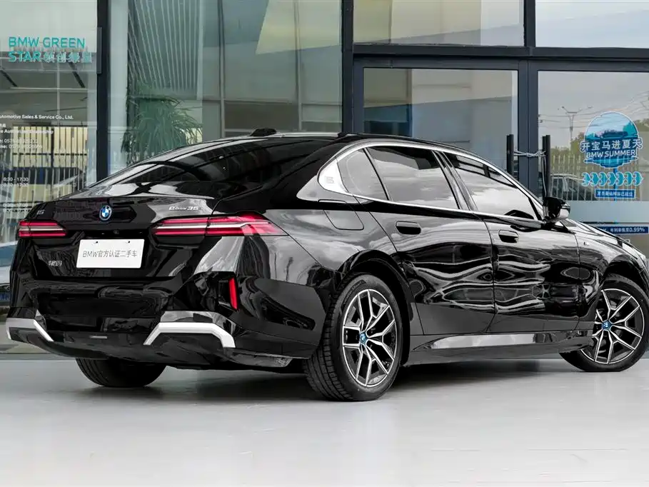 BMW i5 2025 2024 eDrive 35L M Sport Package