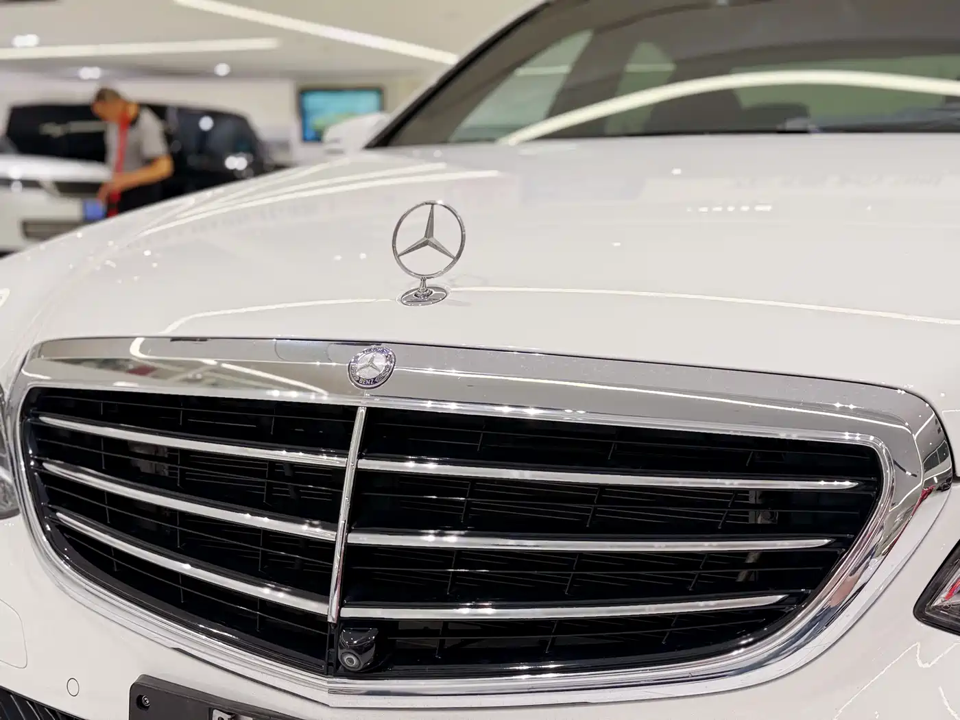 Mercedes-Benz E-Class 2015 E 320 L фото 13