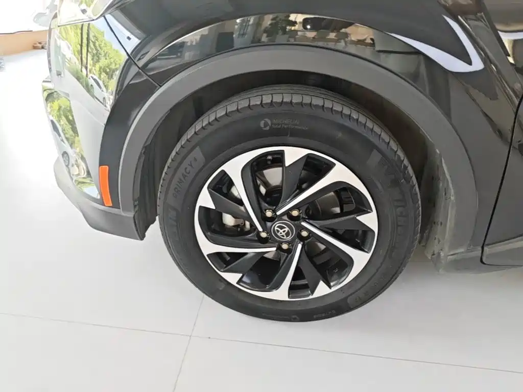 Toyota IZOA 2021 2020 2.0L Yi Xiang Edition