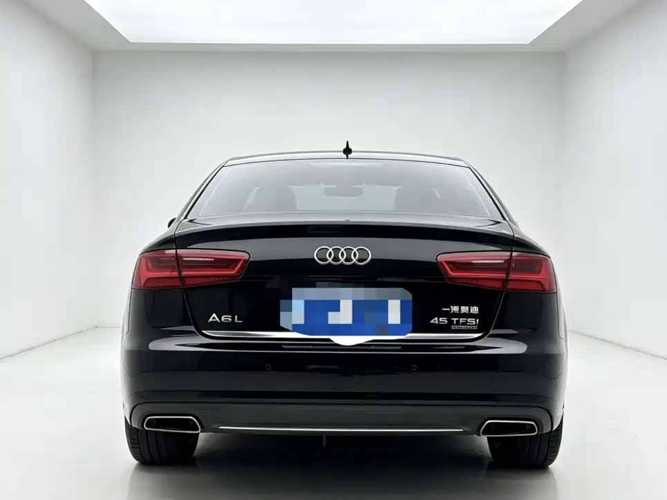 Photo 7 - Audi A6L