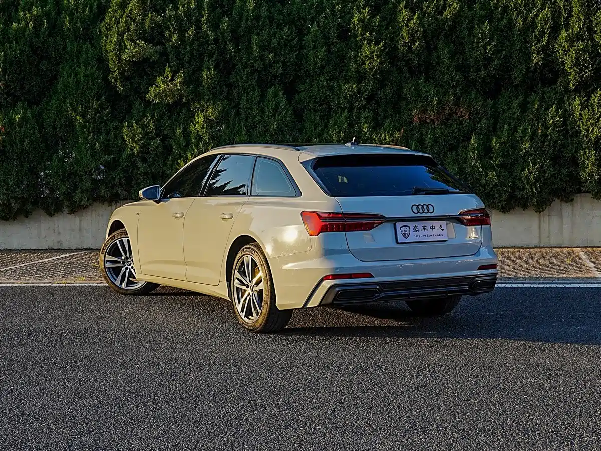 Audi A6 (Import) 2023 2022 Avant Pioneer 45 TFSI Premium Dynamic