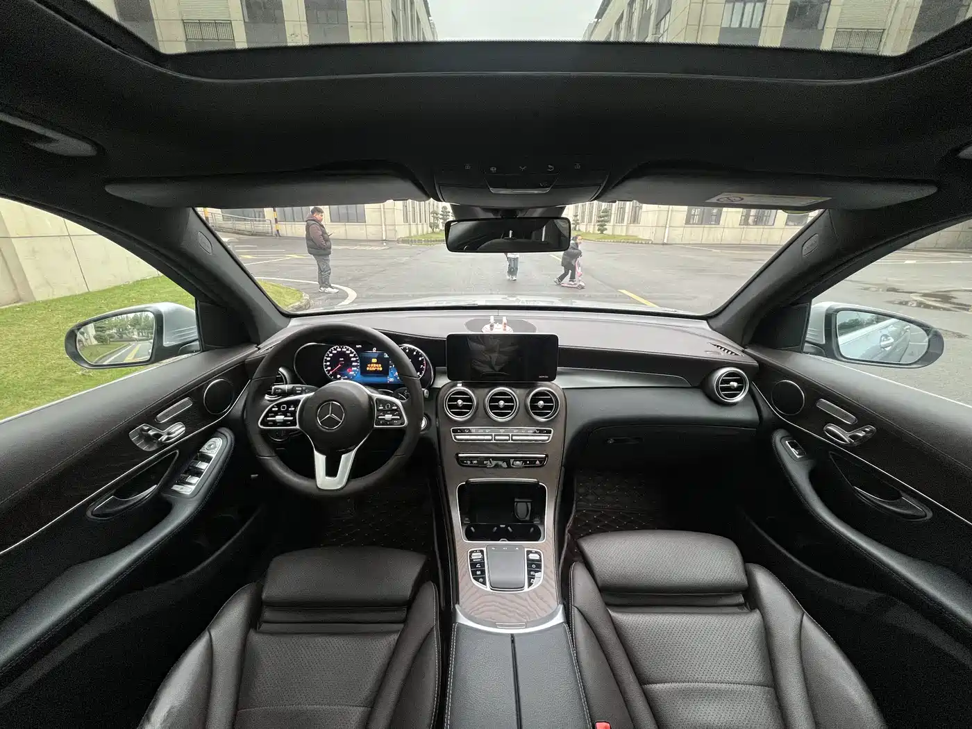 Mercedes-Benz GLC 2020 Facelift GLC 300 L 4MATIC Dynamic фото 8