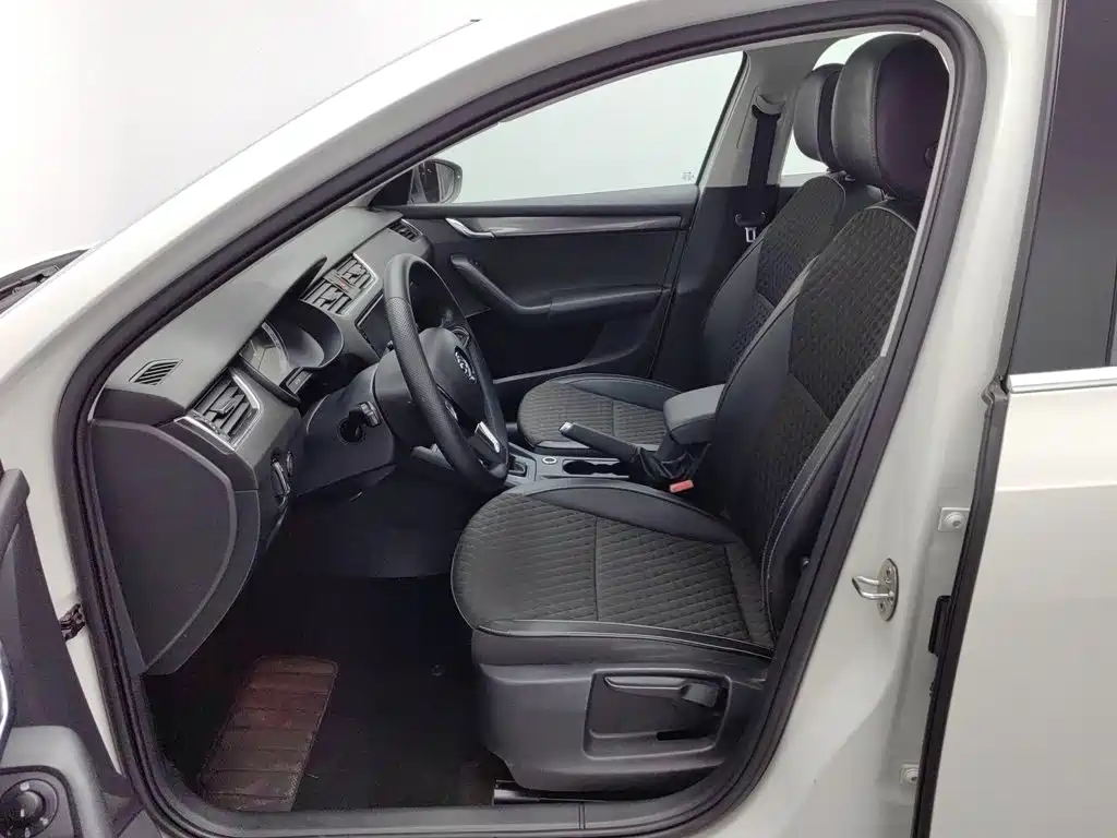 صورة 10 - Škoda Octavia