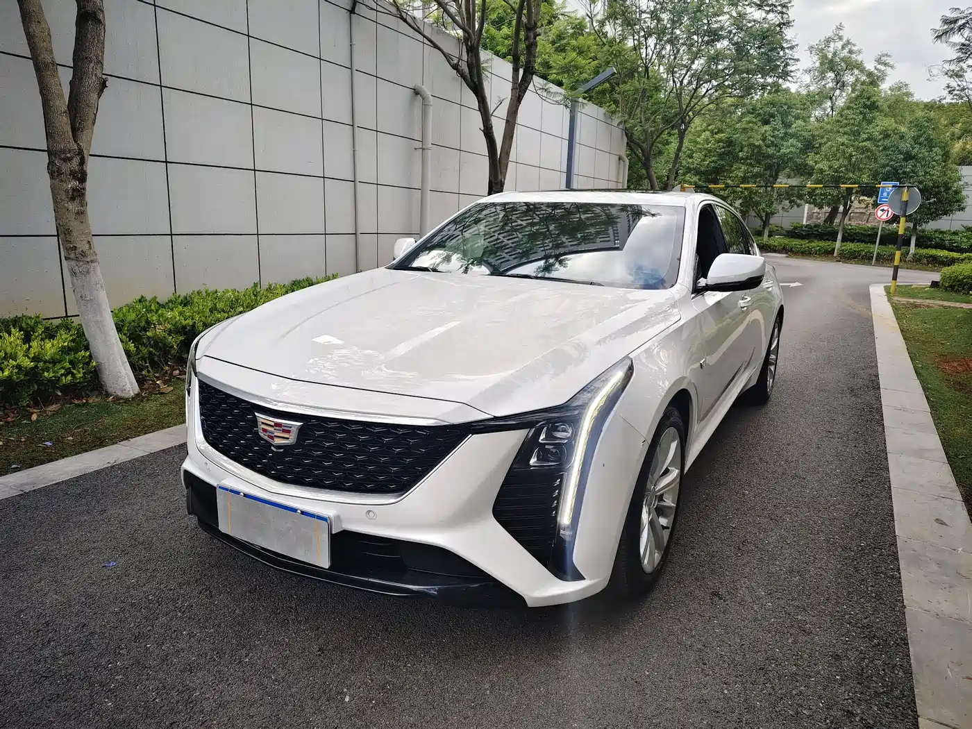 Cadillac CT5 2024 28T Luxury Model Pro
