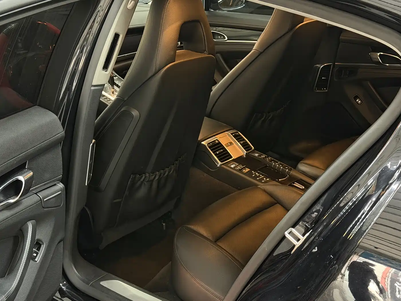 Porsche Panamera 2014 Panamera 3.0T фото 15