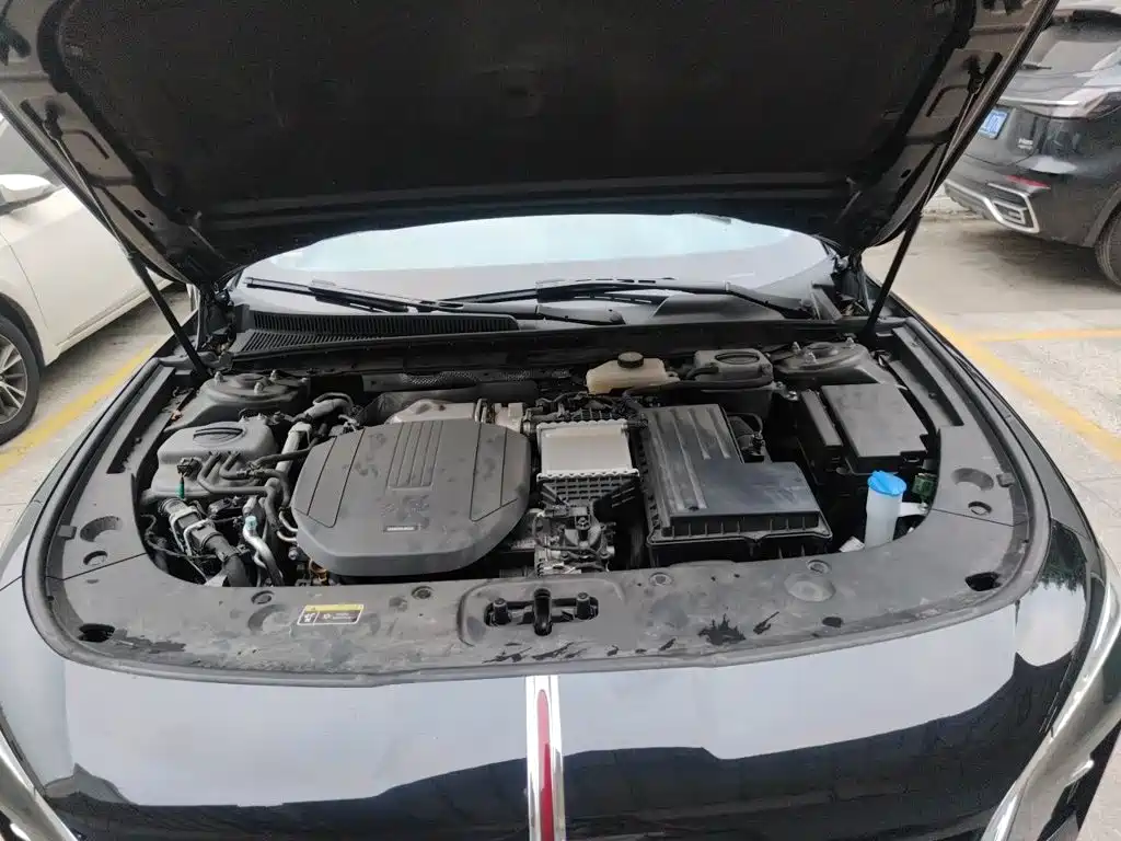 Hongqi H5 PHEV 2025 2025 130 Super Hybrid Edition
