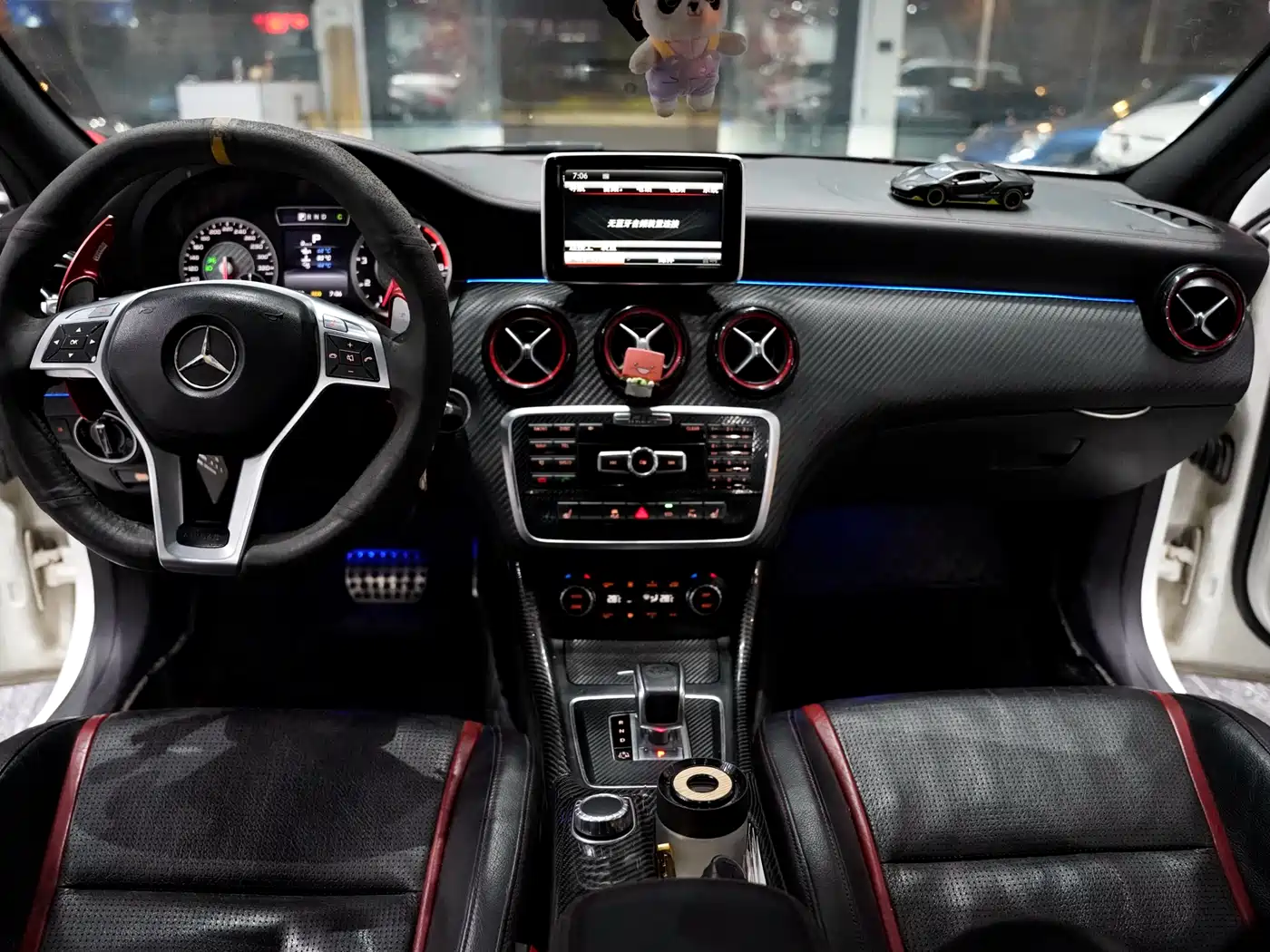 Mercedes-Benz A-Class AMG (Import) 2014 AMG A 45 4MATIC фото 12