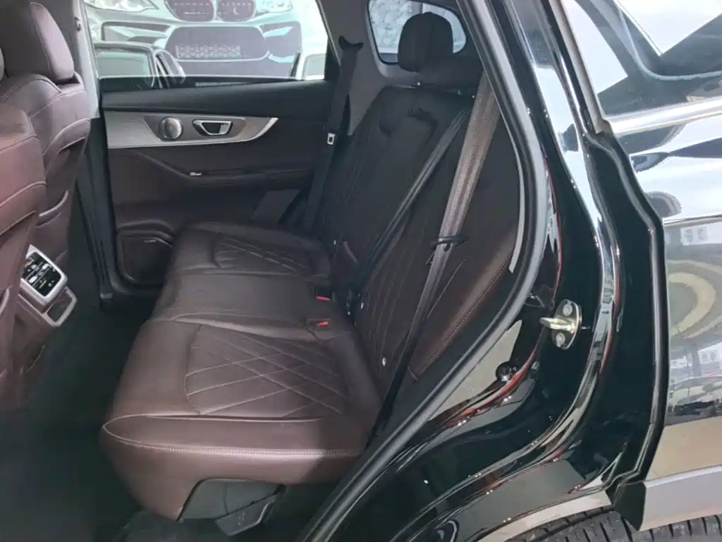Chery Tiggo 8 PRO 2023 2022 290T 2WD Vast Version 5-Seater