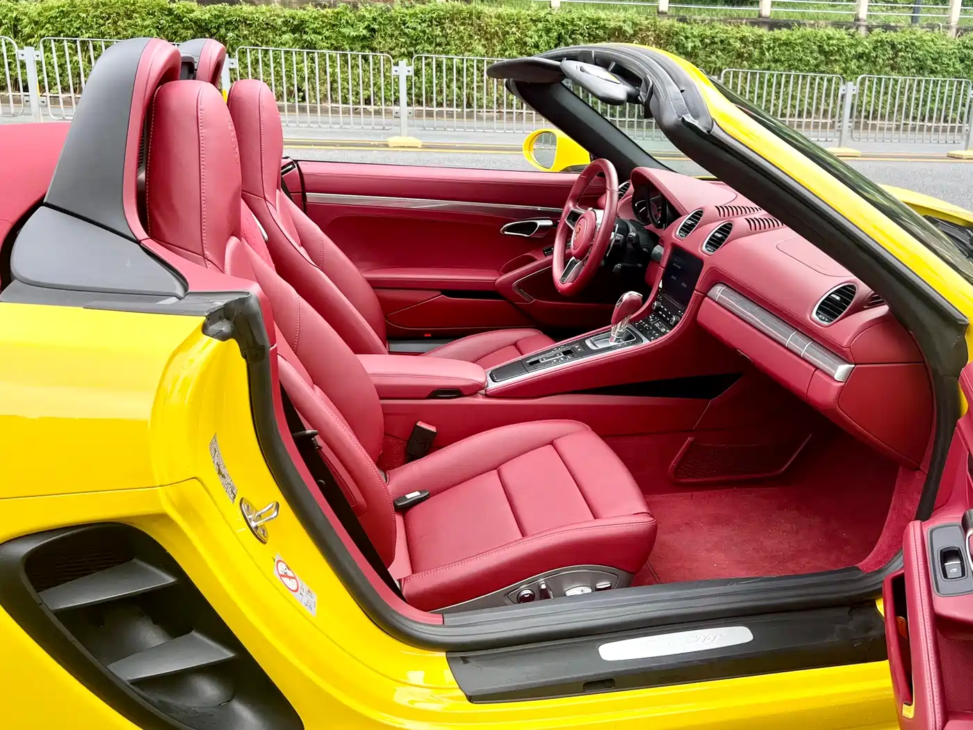 Porsche 718 2022 Boxster 2.0T фото 17