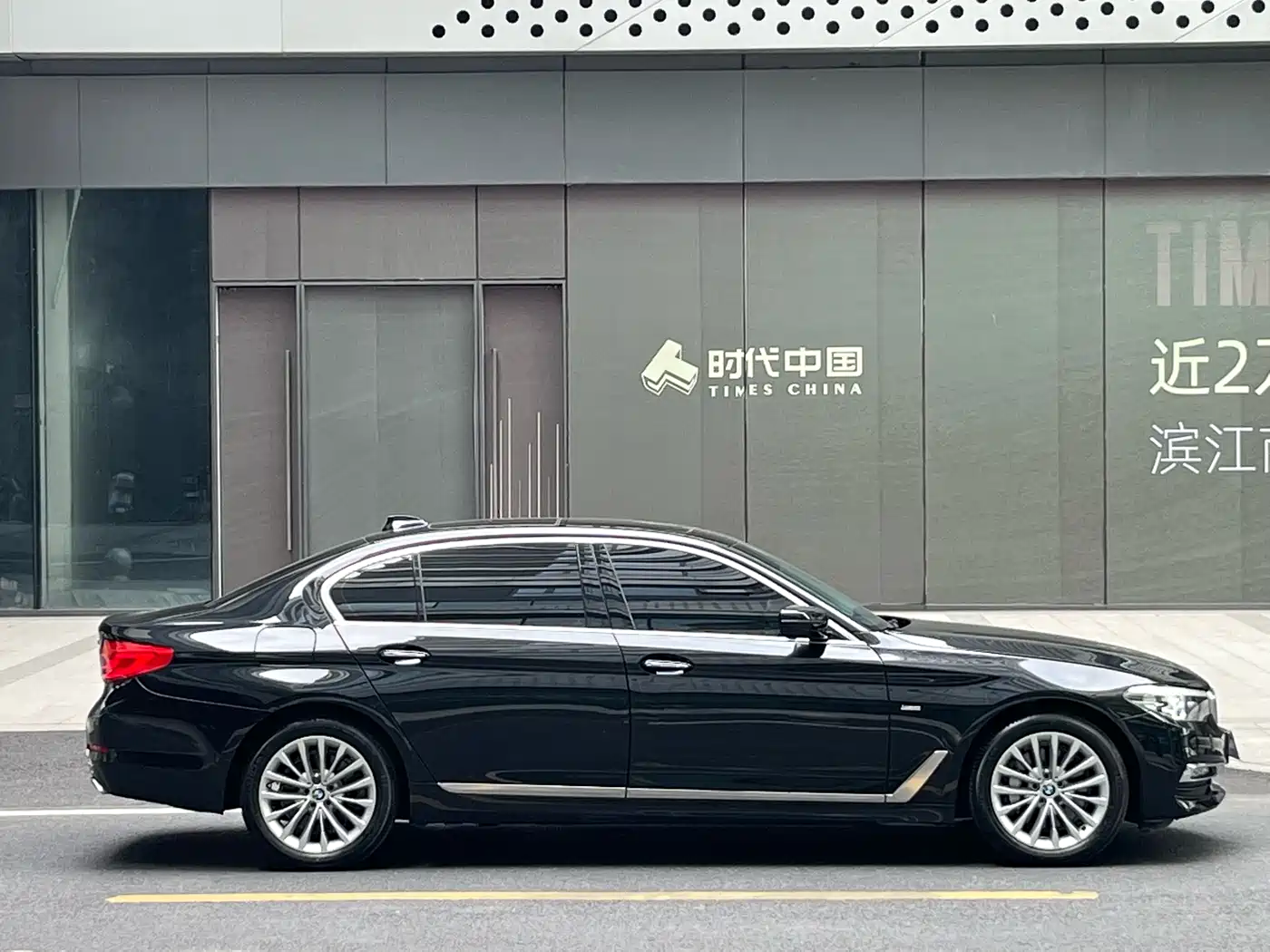 BMW 5 Series 2018 Facelift 530Li Leading Luxury Package фото 10