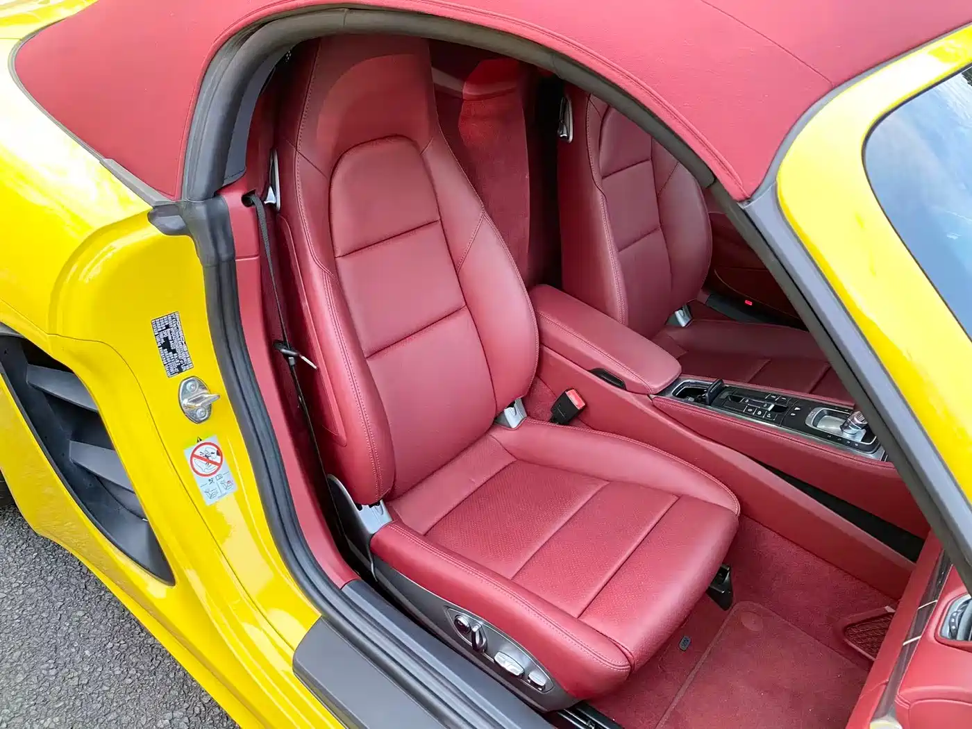 Porsche 718 2022 Boxster 2.0T фото 8