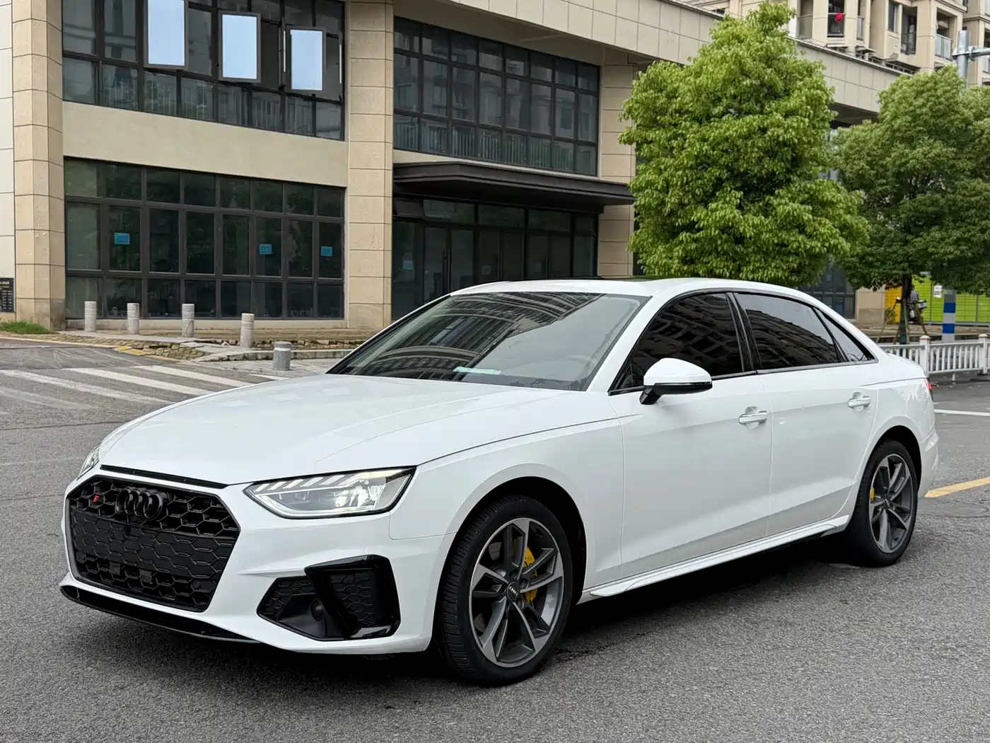Audi A4L 2020 40 TFSI Fashion Dynamic Edition