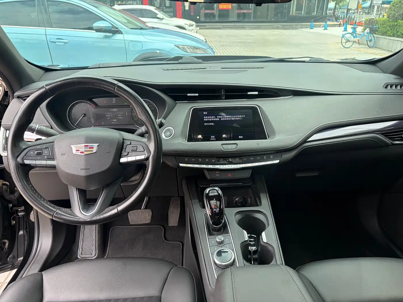 CADILLAC XT4