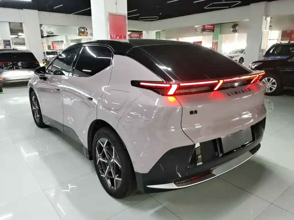 صورة 5 - Lynk & Co Z20