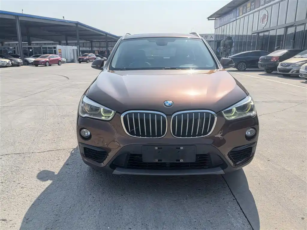 BMW X1 2016 sDrive18Li Premium Model фото 12