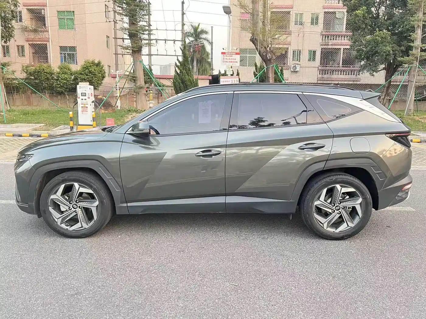 Hyundai Tucson 2021 Tucson L 1.5T DCT LUX Premium фото 9