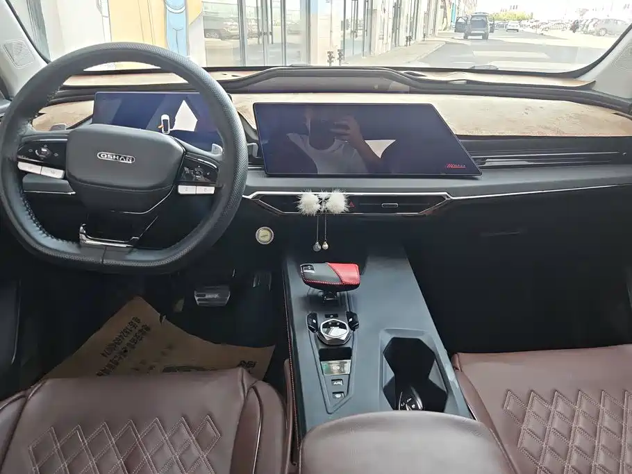 Changan Oshan Z6 2023 2023 Blue Whale 1.5T DCT Smart Leader