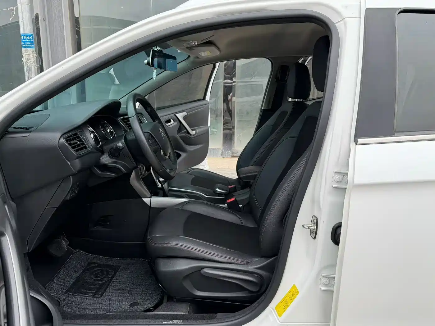 Citroën C3-XR 2017 2017 1.6L Automatic Pioneer