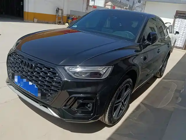 AUDI Q5L SPORTBACK