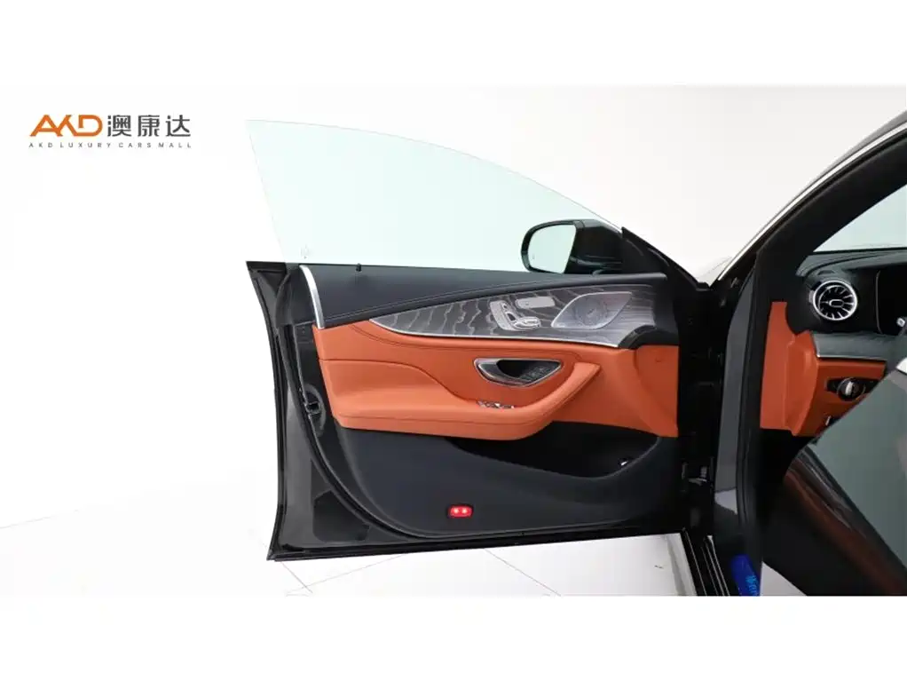 Mercedes-Benz CLS 2024 2023 Model CLS 300 Luxury Version