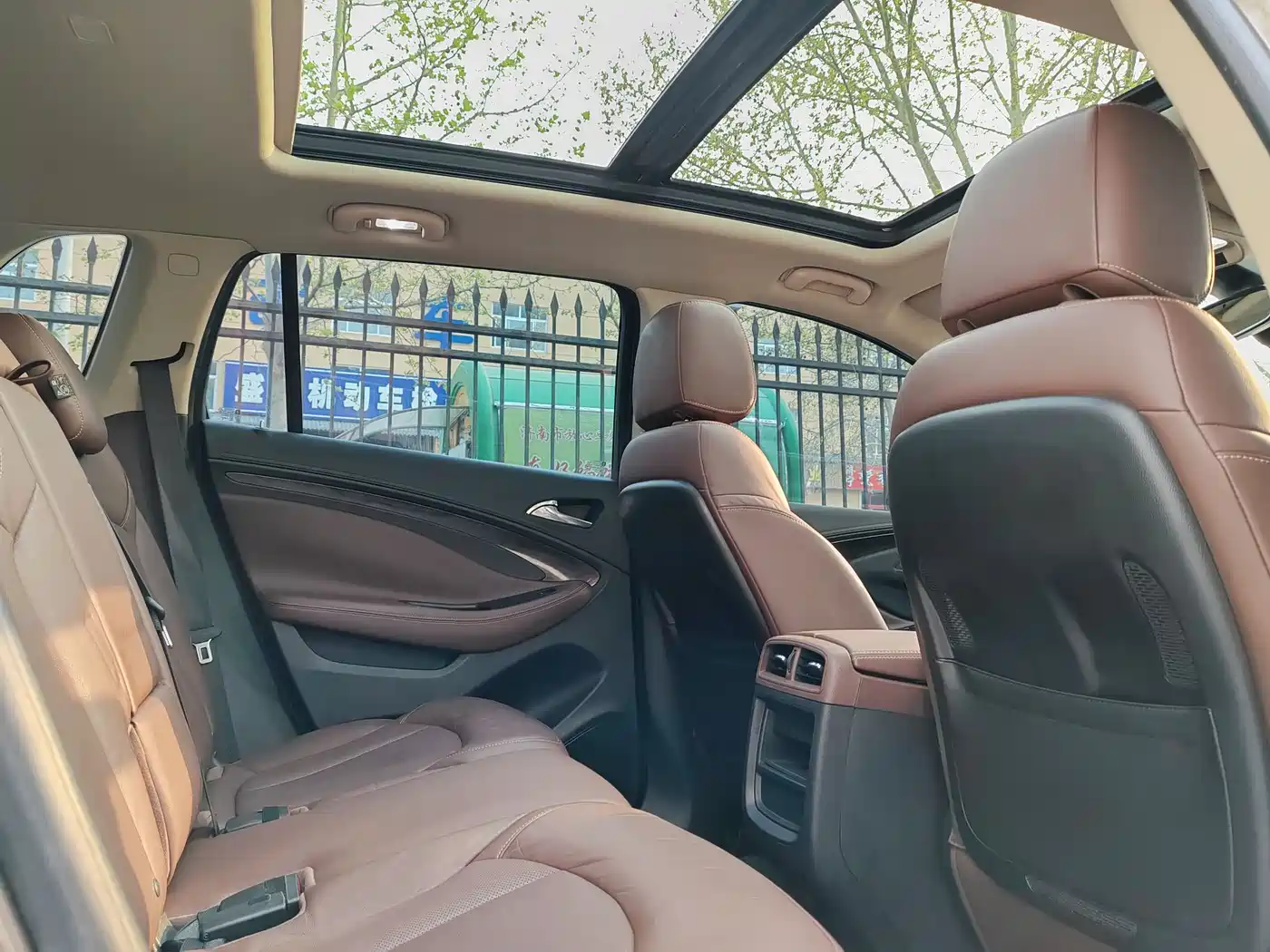 Buick Envision Plus 2017 28T AWD Luxury фото 9